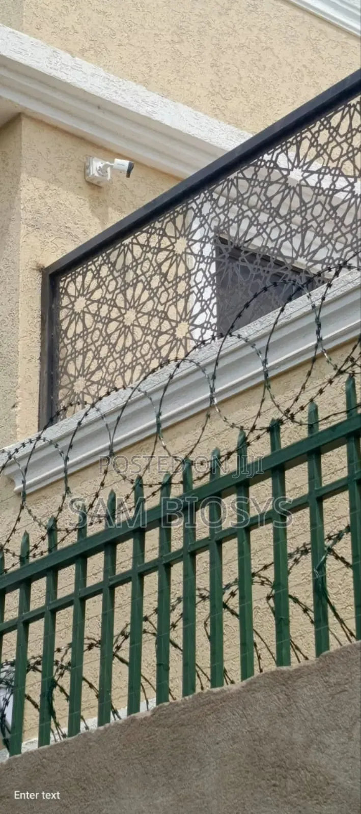Flat Wrap Razor Wire Installers