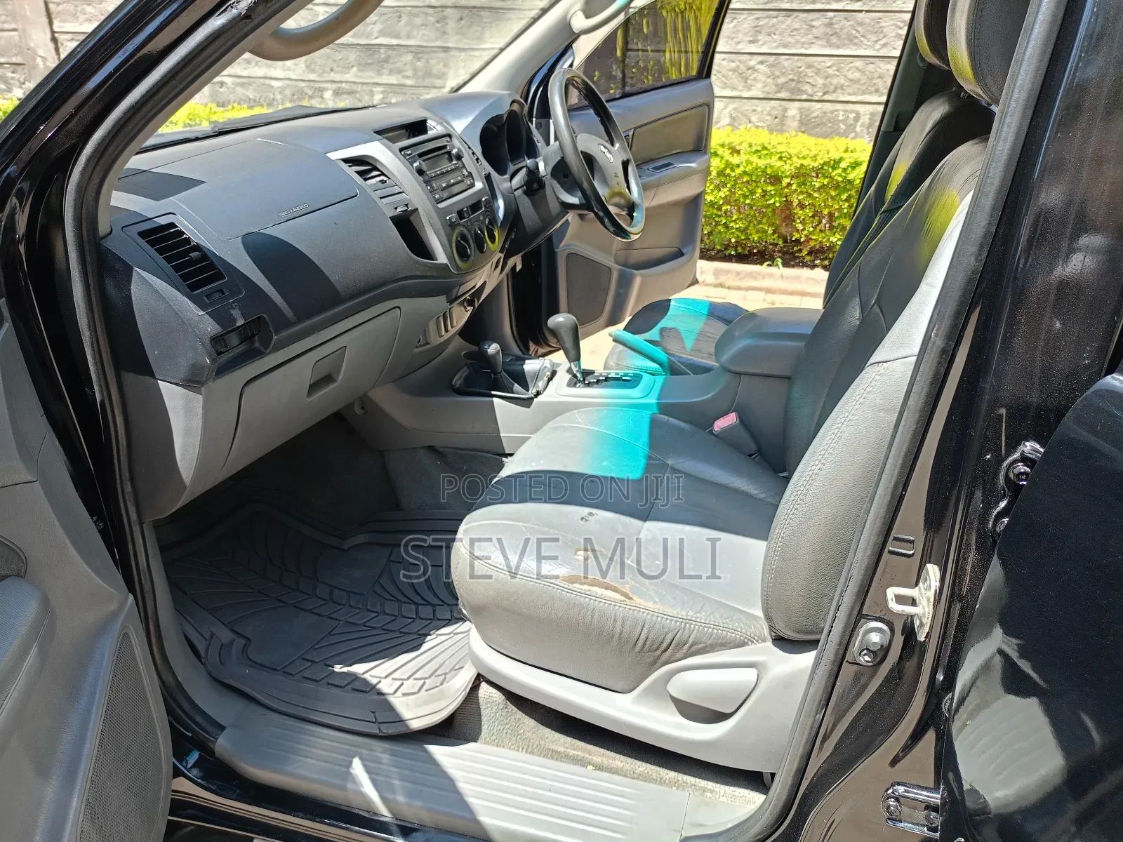 Toyota Hilux 2009 Matt Black