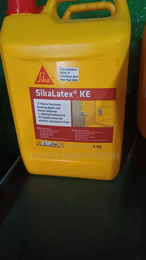 Sikalatex a Concrete Bonding Waterproofing Additive - main view