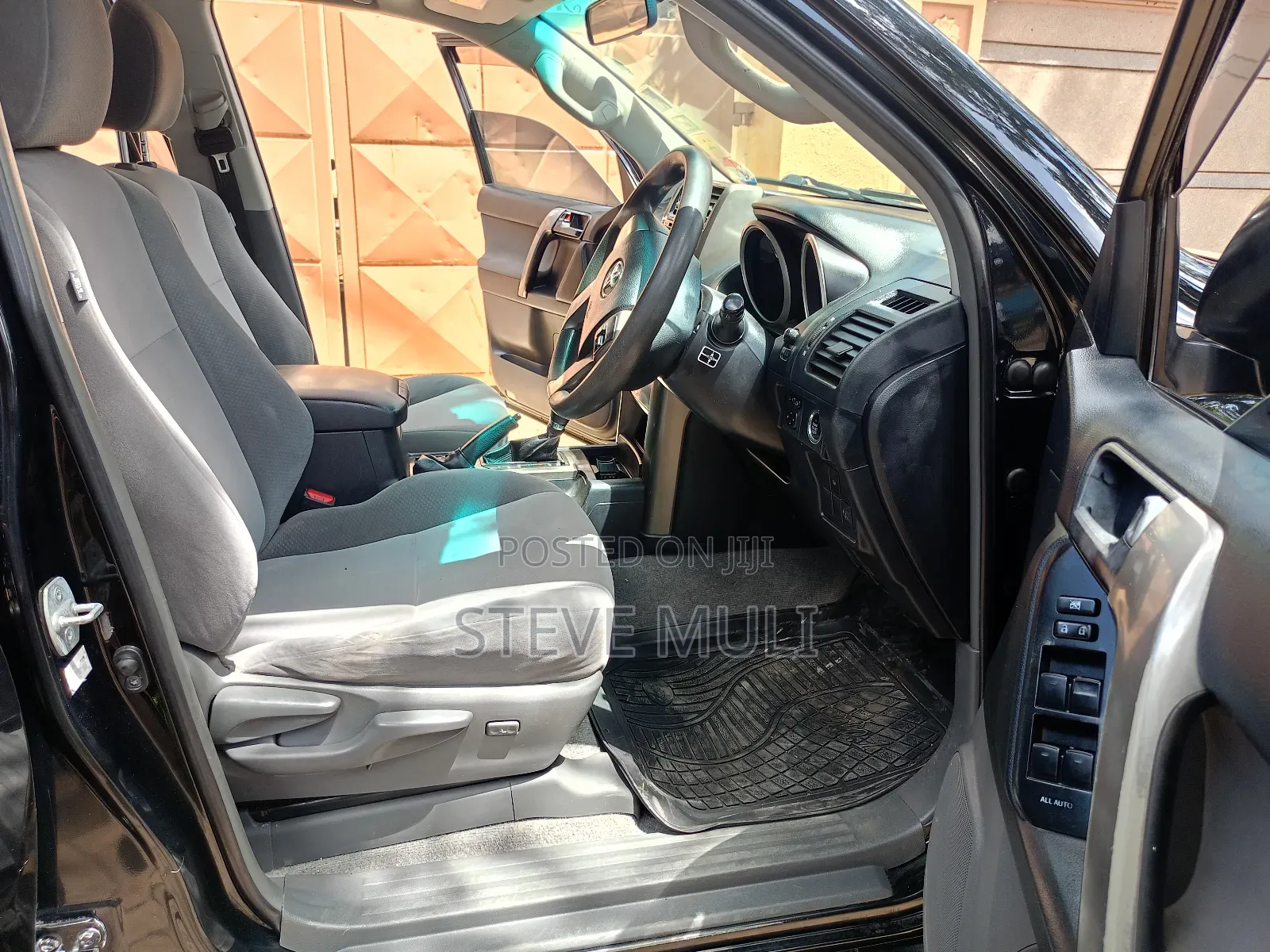 Toyota Land Cruiser Prado 2014 Black