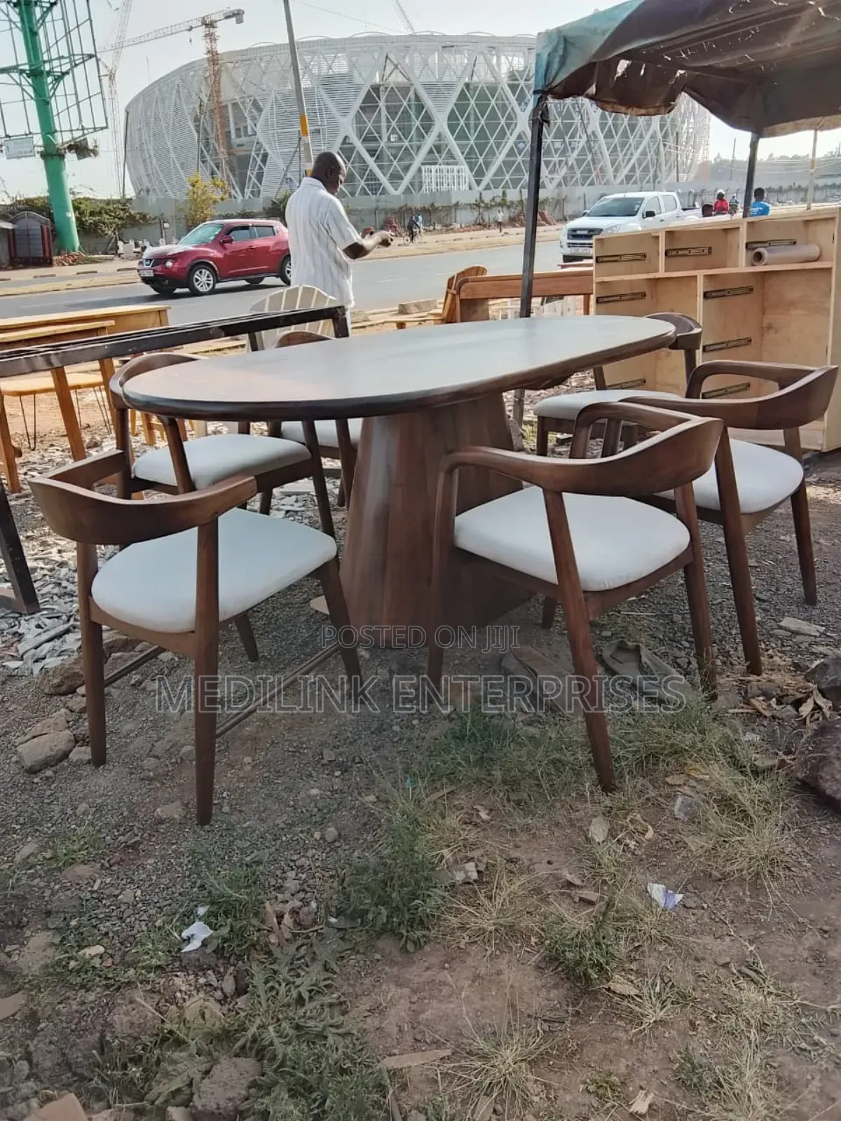 Single Stand Wooden 6-Seater Dinner Table Set