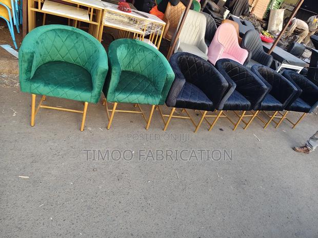 Styling Black and Green Seats - main view