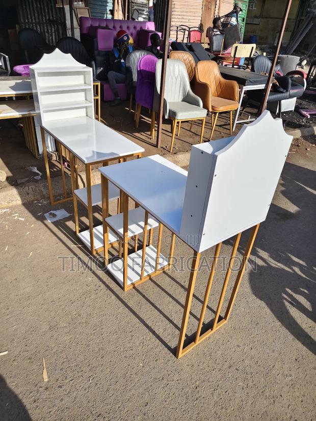 Nail Table White and Gold, With Shelf - main view