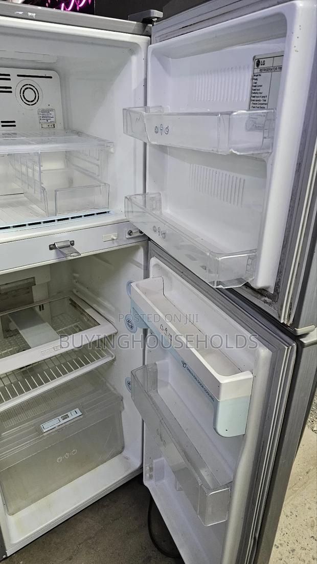 Lg 250l No Frost Fridge - thumbnail 2