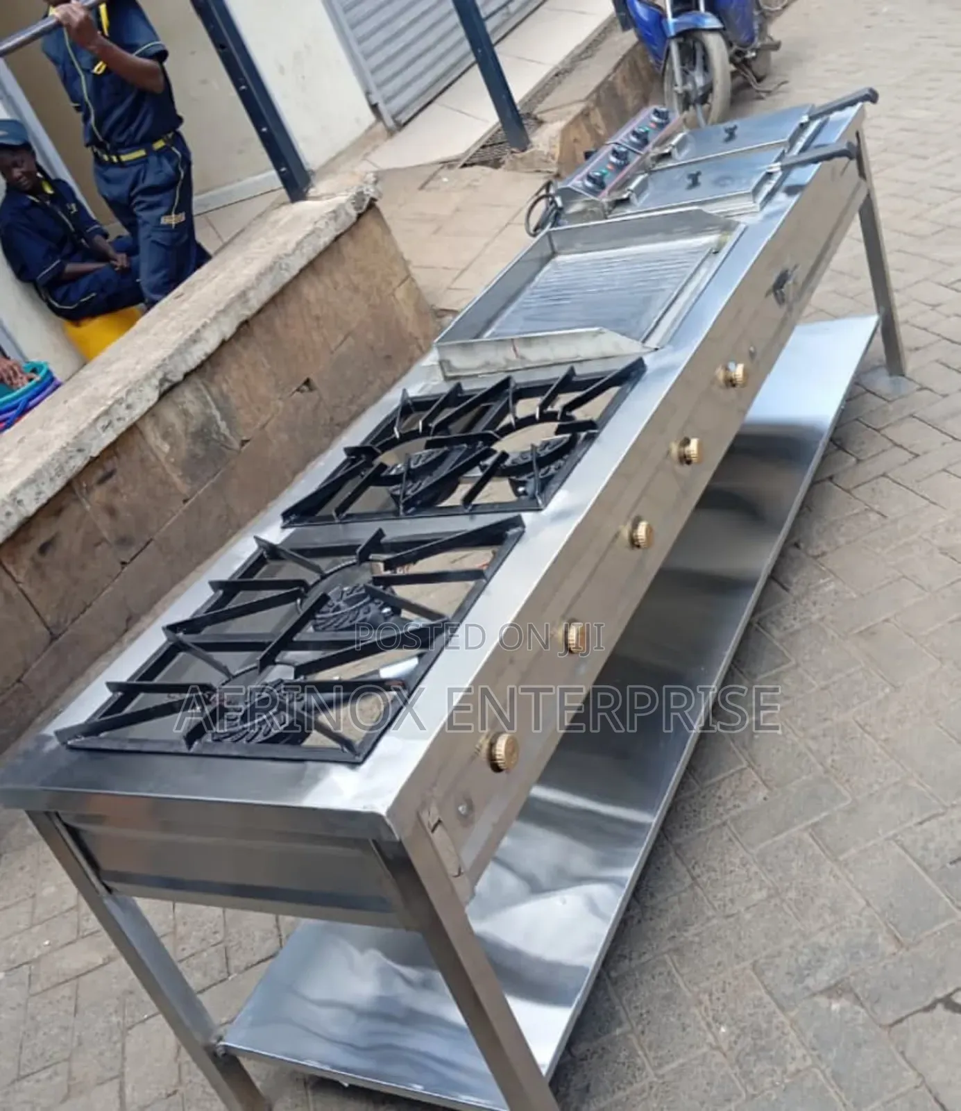 4 Burner Combined Gas Range Cooker With Deep Fryer and Chapati Plate