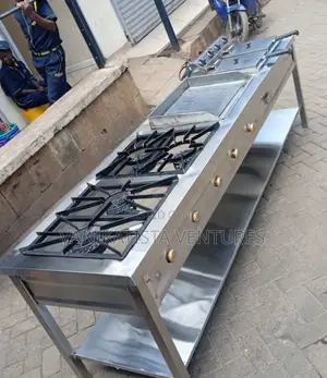 4 Burner Combined Gas Range Cooker With Deep Fryer and Chapati Plate