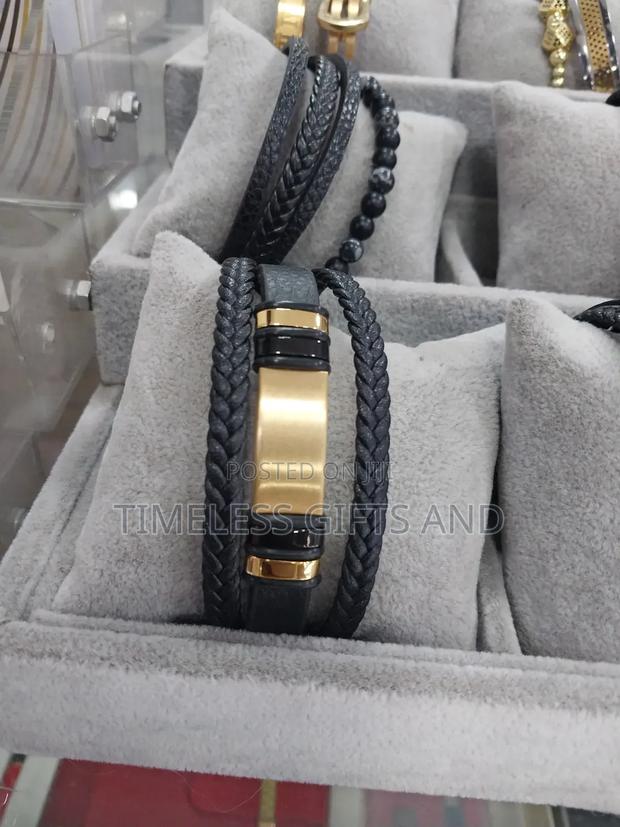 Gold Bracelet for Man That Can Be Engraved - thumbnail 2