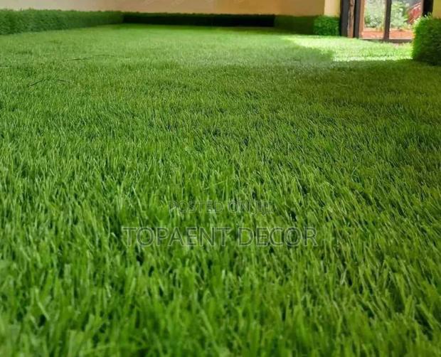 25mm Indoor ,Green And Soft ,Fully Installed Artificial Grass Carpet - main view