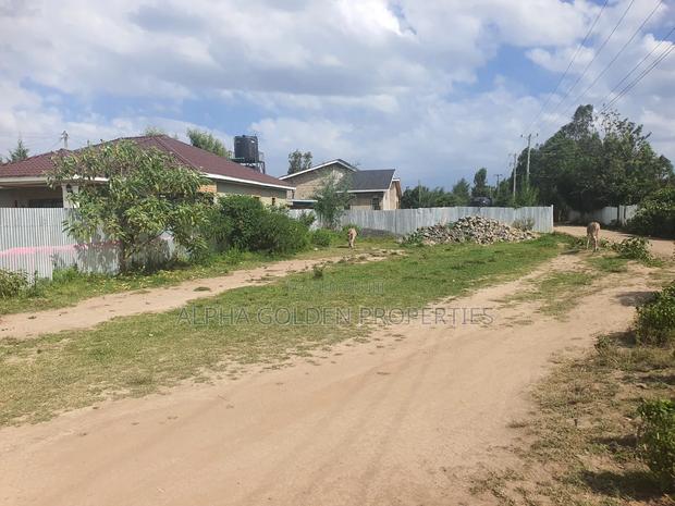 Nanyuki Commercial Plot - main view