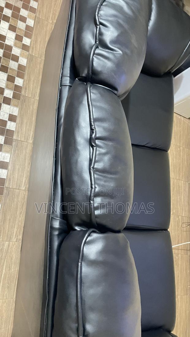 3 Seater Black Leather Seat - thumbnail 3