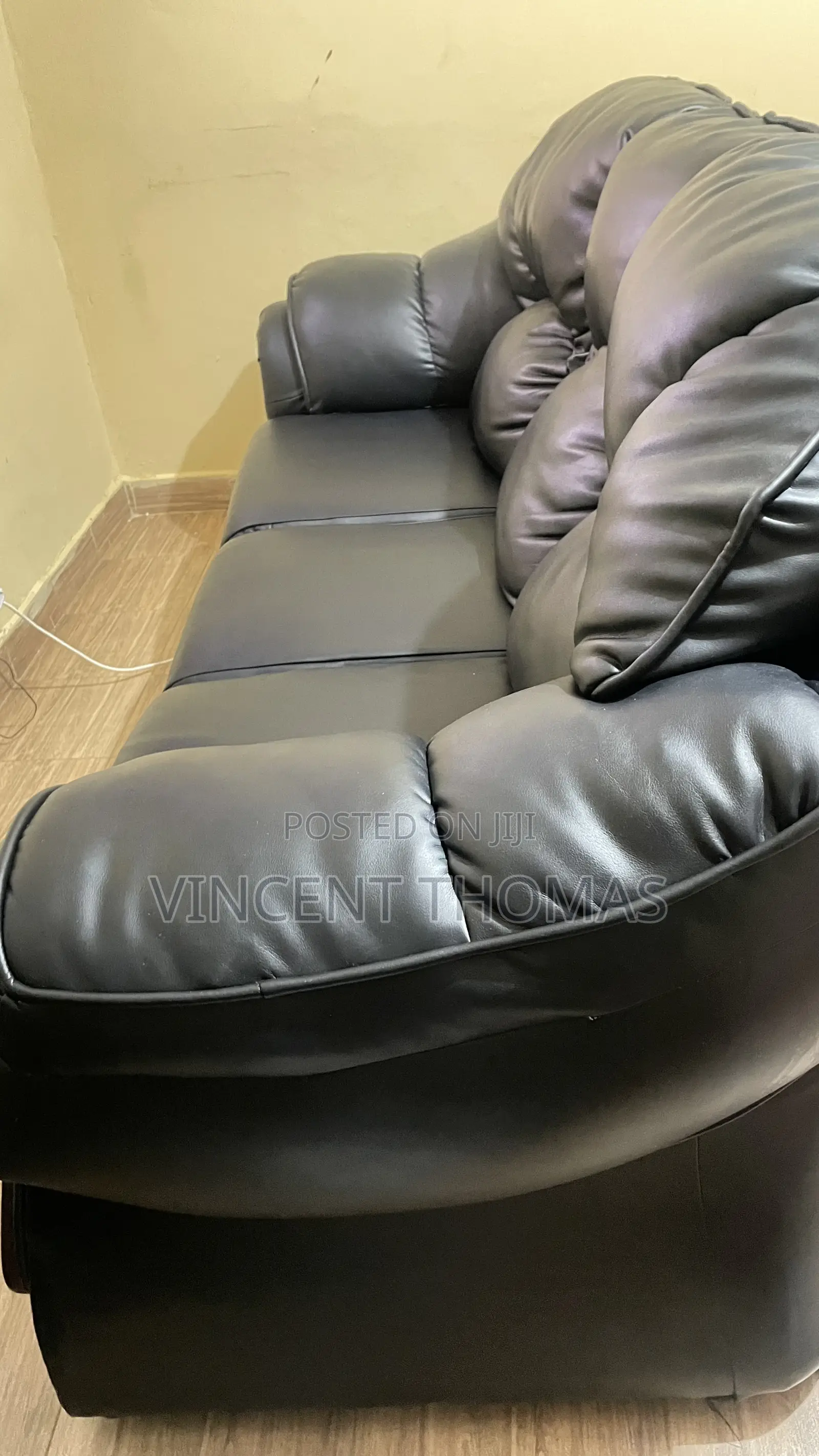 3 Seater Black Leather Seat