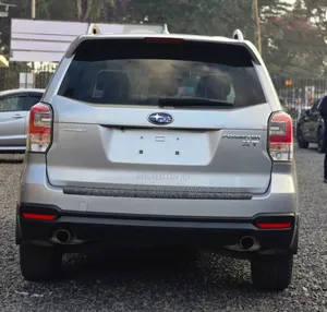 Subaru Forester 2.0XT Touring AWD 2018 Silver