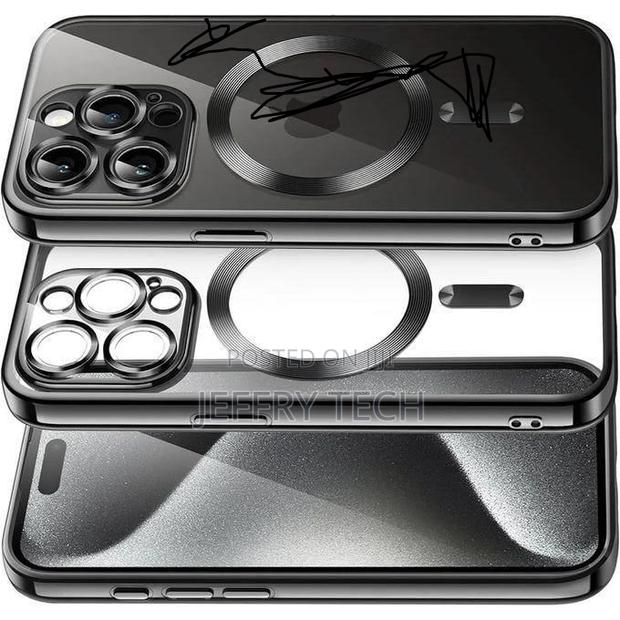 Magsafe Black Transparent iPhone 15 Pro Max Case - thumbnail 3