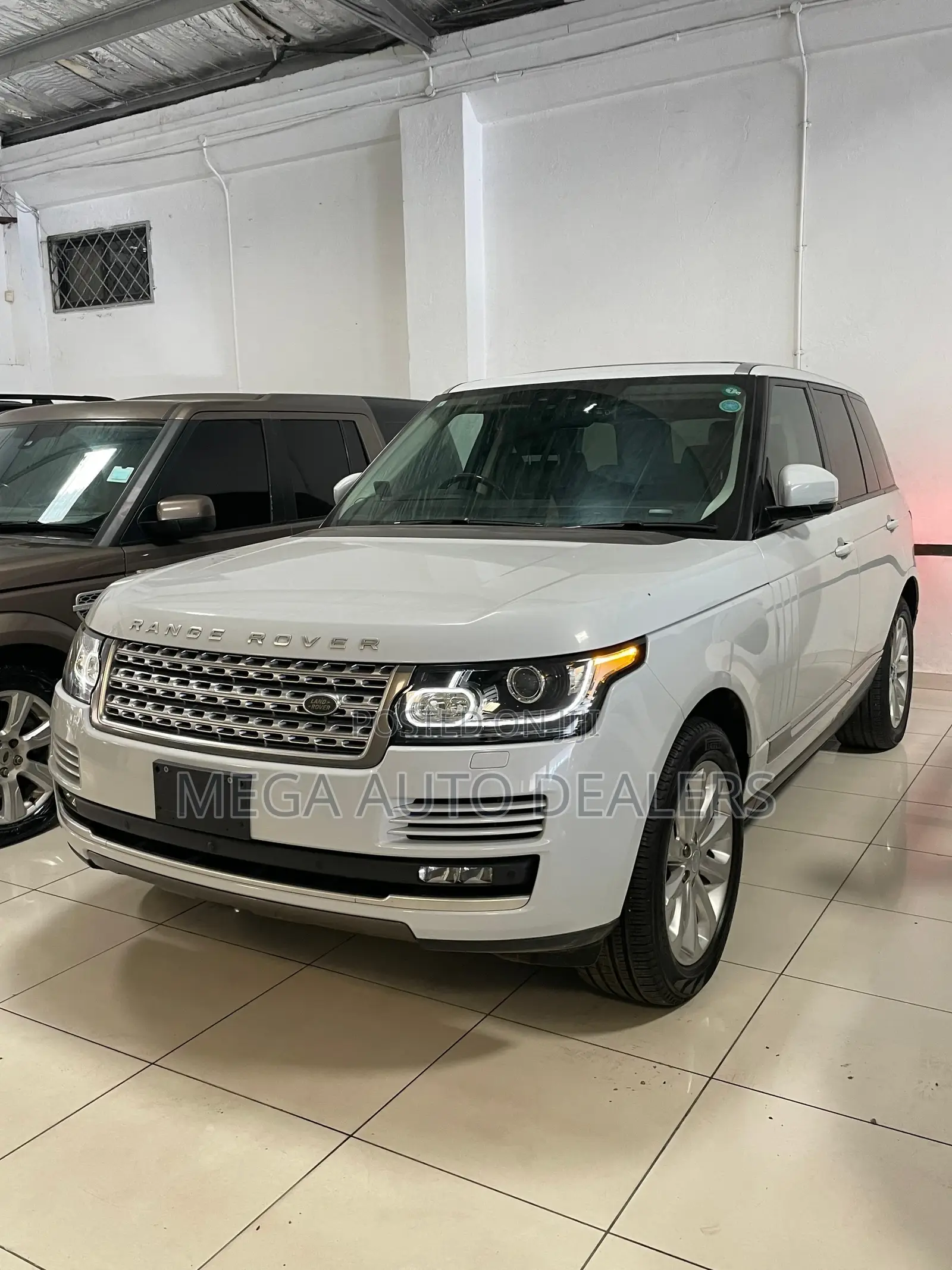 Land Rover Range Rover Vogue 2017 White