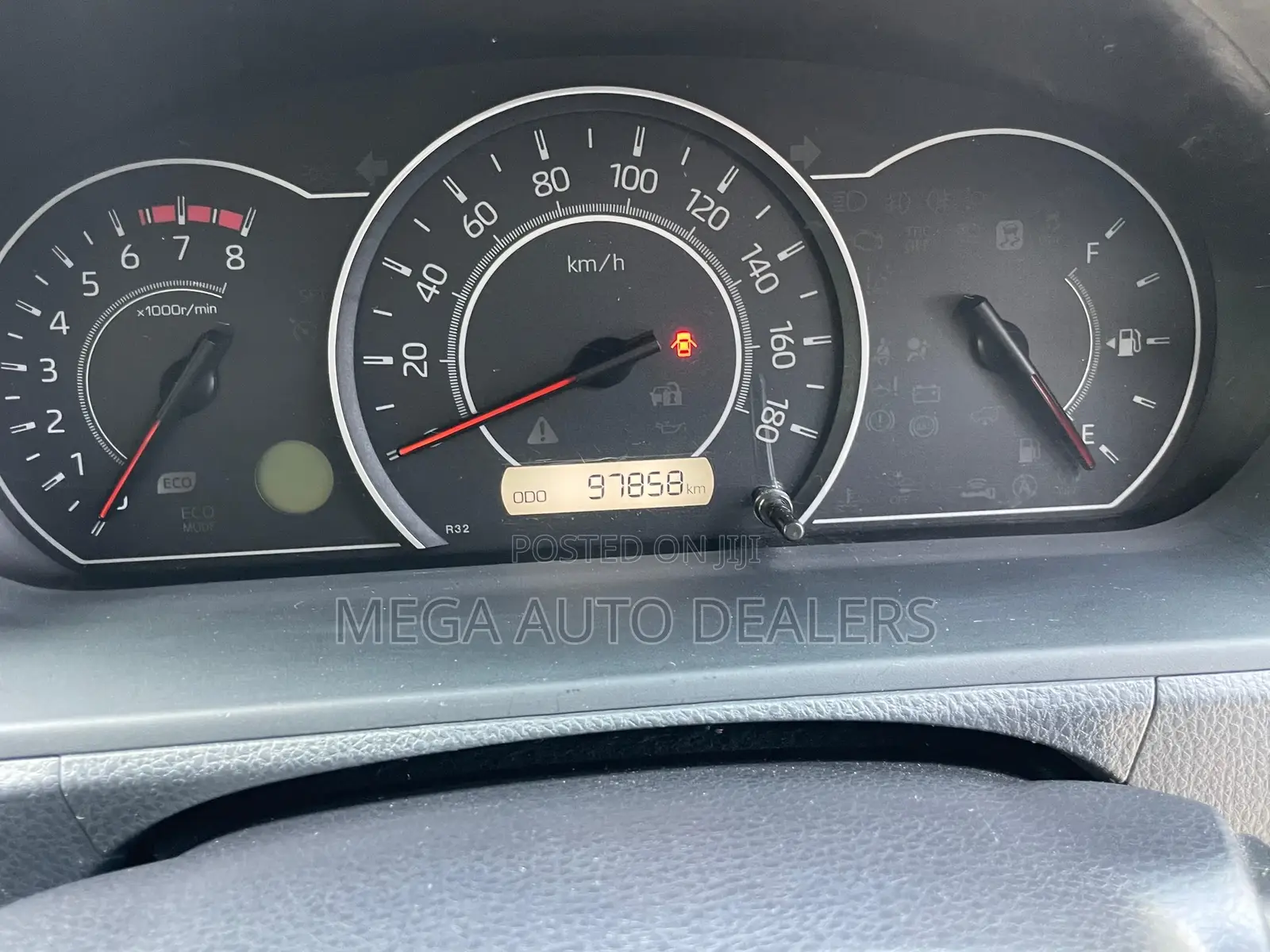 Toyota Voxy 2019 Silver