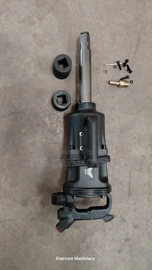 Industrial Air Impact Wrench One Inch Size for Trucks.