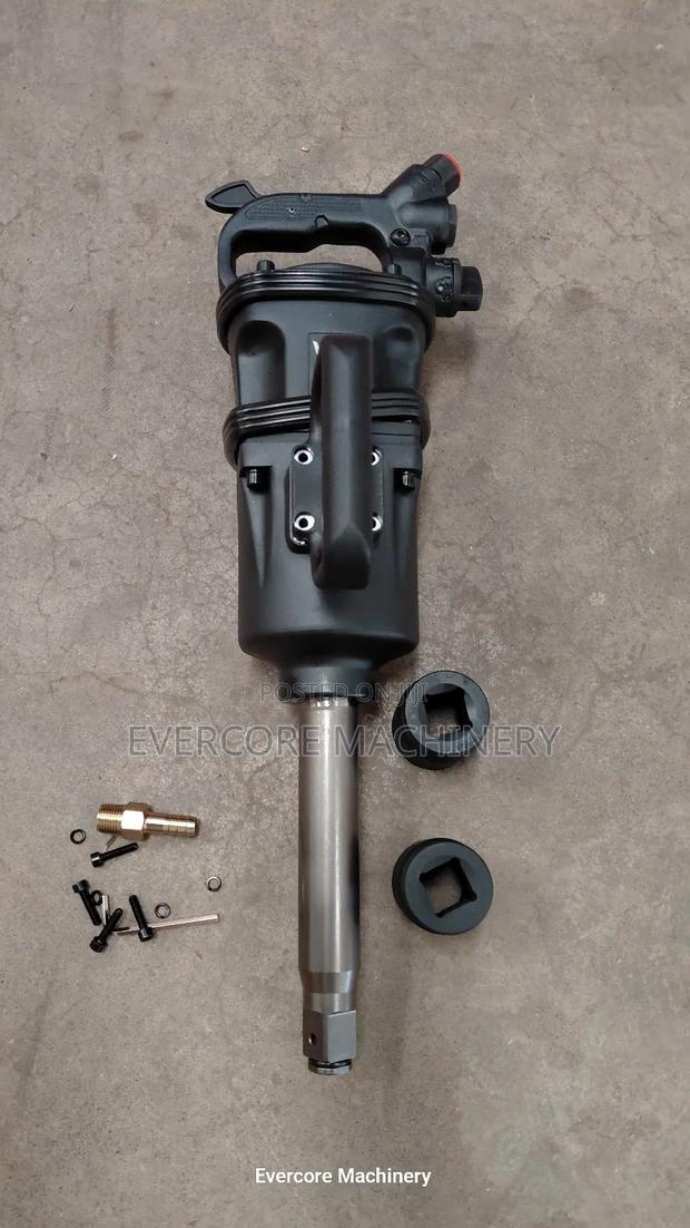 Commercial Air Pneumatic Impact Wrench for Trucks. - main view