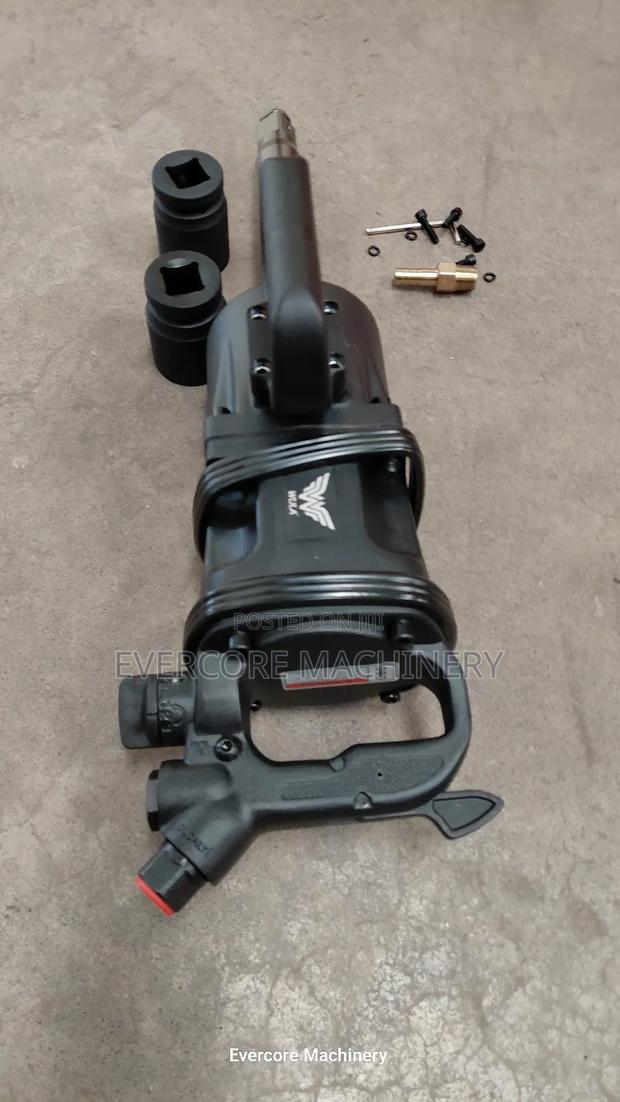 Commercial Air Pneumatic Impact Wrench for Trucks. - thumbnail 4