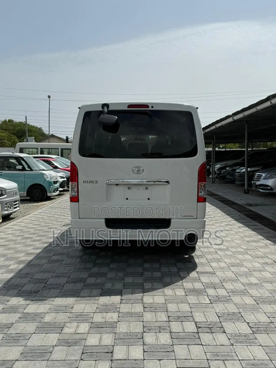 Toyota HiAce 2018