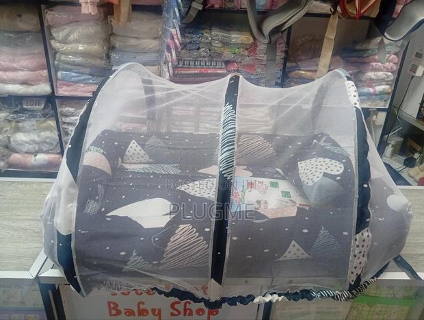 Comfortable Baby Sleeper With Net and Pillows - thumbnail 4