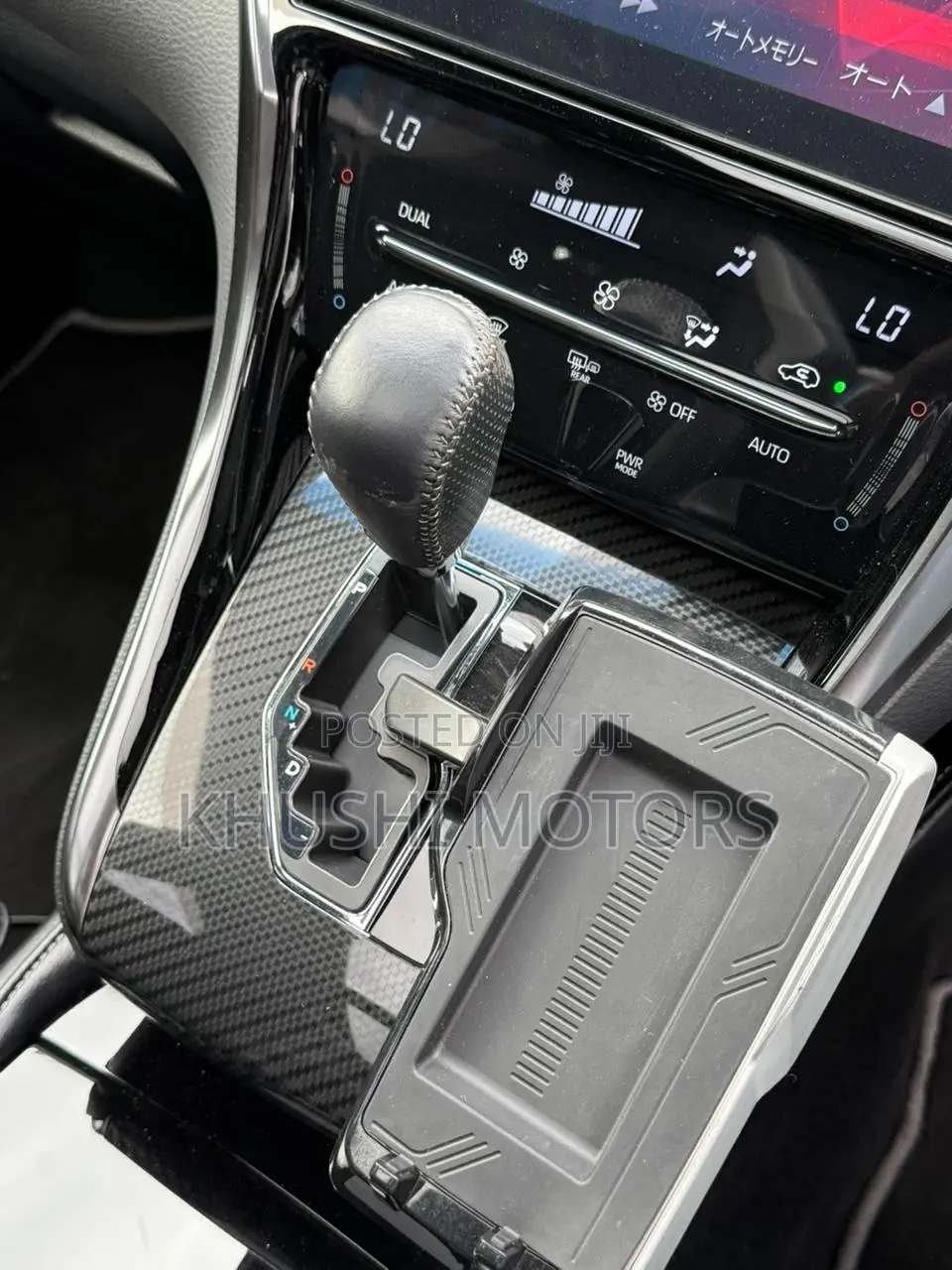 Toyota Harrier 2.0 2018 Black