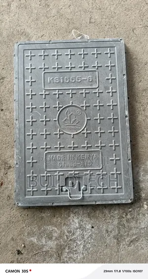 Easy Lift Fibre Manhole Cover 450×600