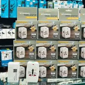Universal 2-in-1 Usb Hub - Travel-Ready Card Reader 3 Usb Ports