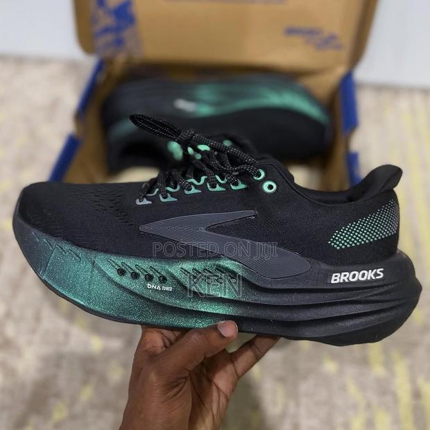 Sneakers for Sale - thumbnail 4