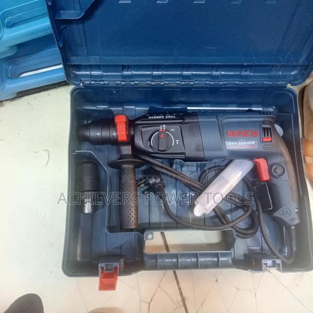 Bosch 800w Rotary Hammer - main view