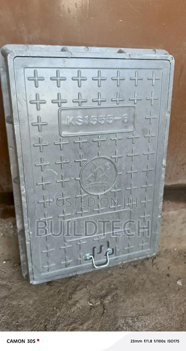 Light Duty Reinforced Fibre Manhole Cover (18"*24")
