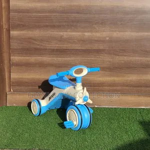 Baby Plane Ride-on Airplane Scooter.