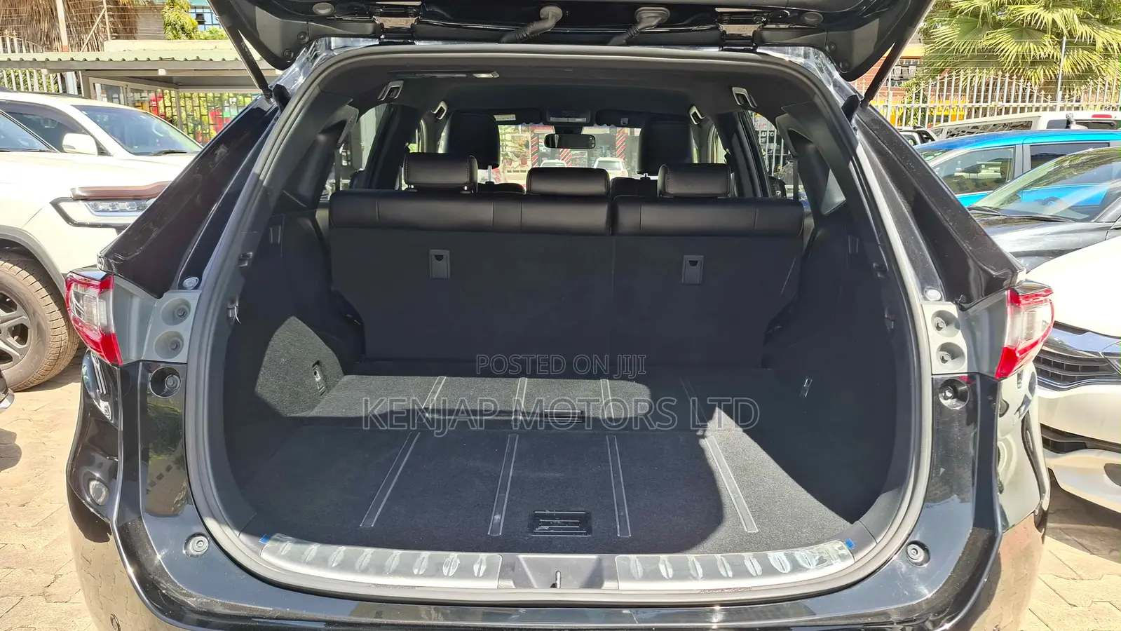Toyota Harrier 2.0 Turbo 2018 Black