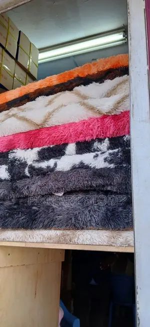 Fluffy 5x8 Carpet for Modern Home Comfort