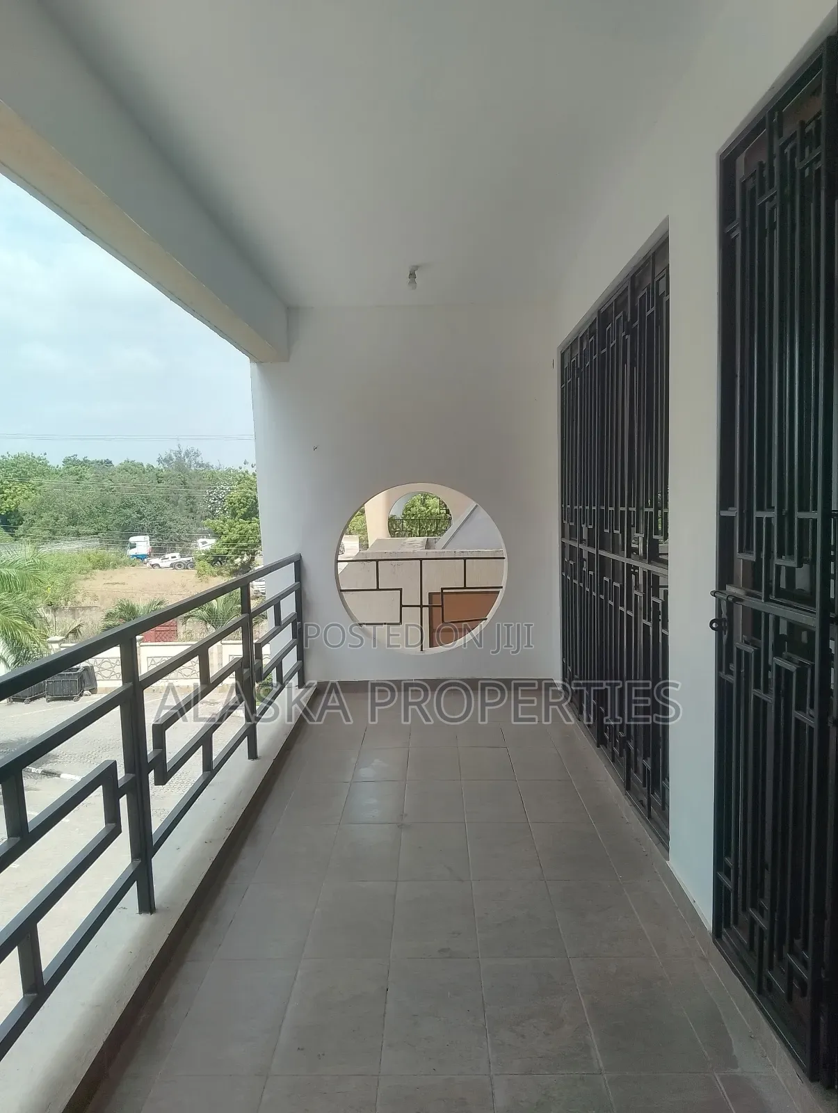 3bdrm Apartment in Nyali Estate for rent