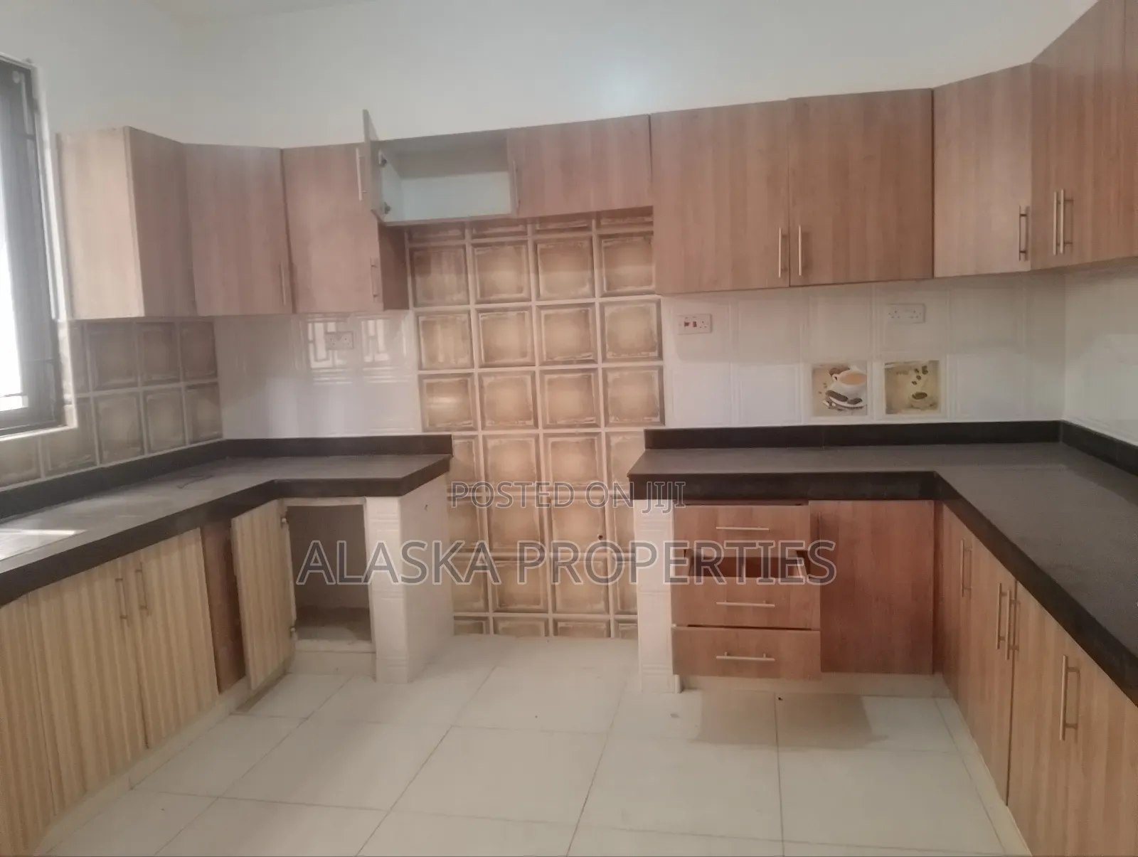 3bdrm Apartment in Nyali Estate for rent