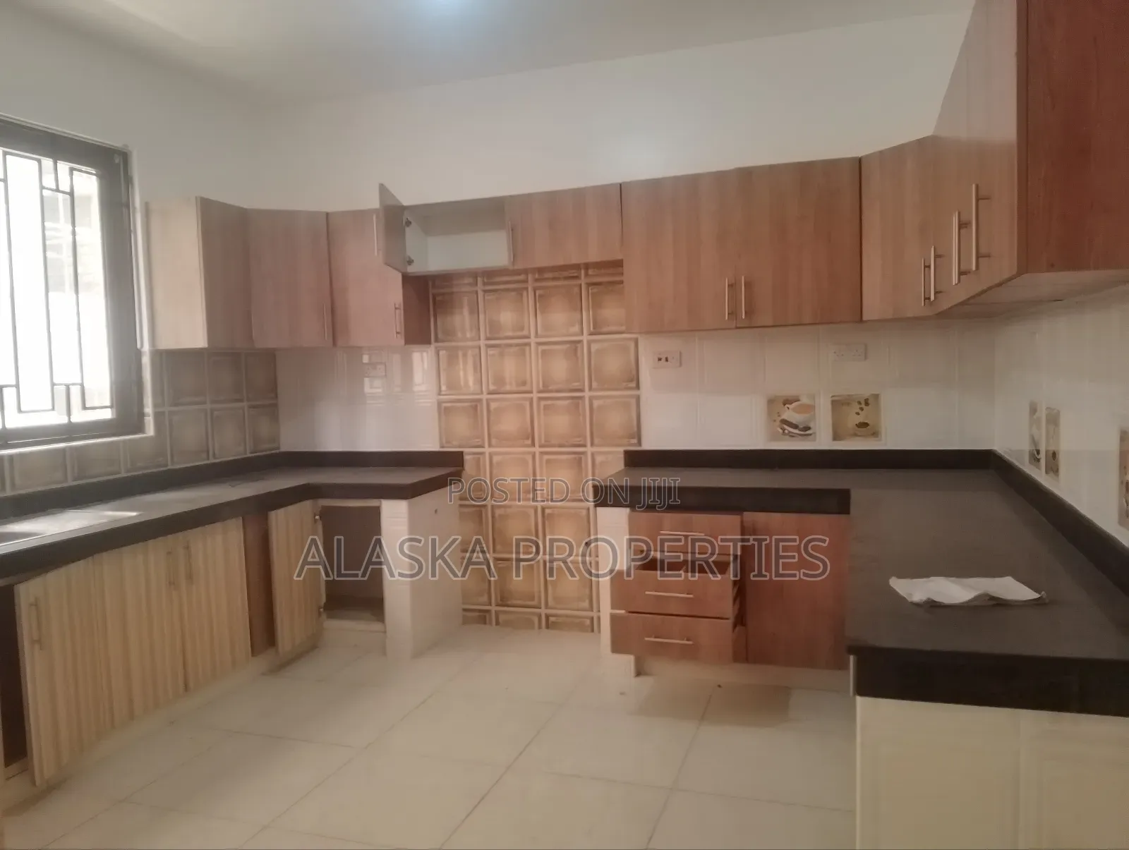 3bdrm Apartment in Nyali Estate for rent