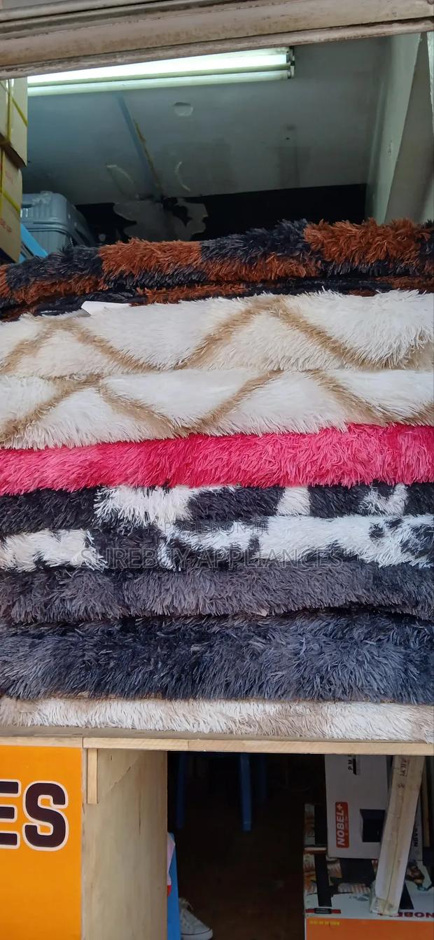 Large 7x8 Foot Shaggy Patch Design Rug