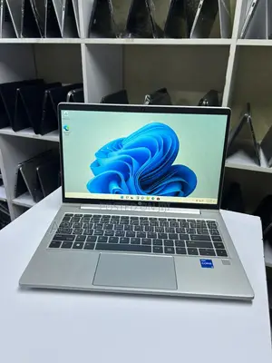 Laptop HP ProBook 440 G10 16GB Intel Core I5 SSD 512GB