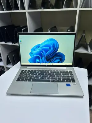 Laptop HP ProBook 440 G10 16GB Intel Core I5 SSD 512GB