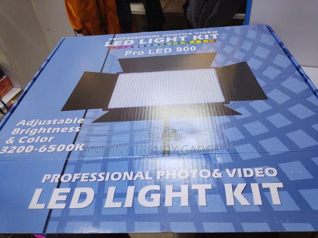 High-brightness Pro Led 800 Studio Lighting Kit - thumbnail 3