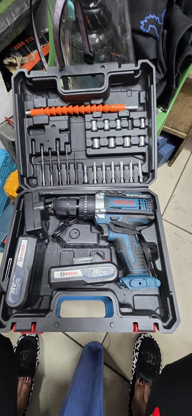 Cordless Bosch Drill 36vts - main view