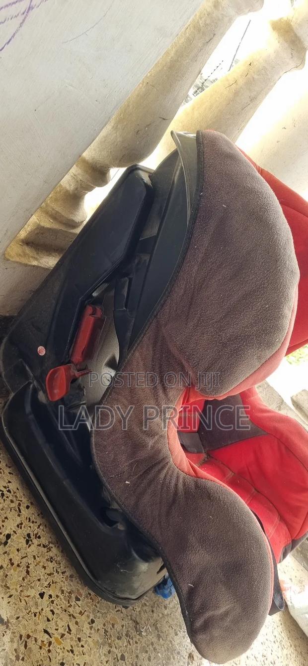 Baby Carseat - thumbnail 2