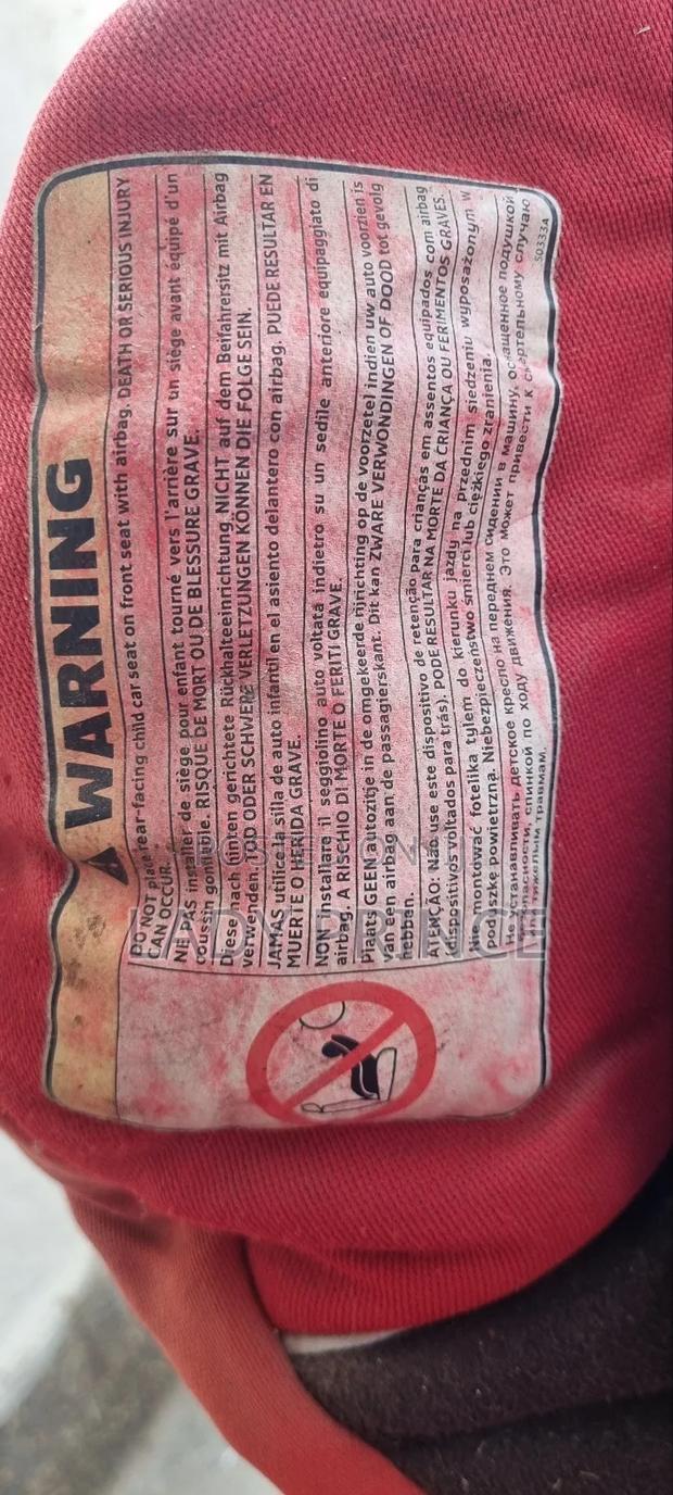 Baby Carseat - thumbnail 3