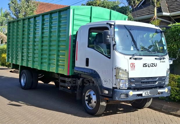 Isuzu FRR 2022 White - thumbnail 3