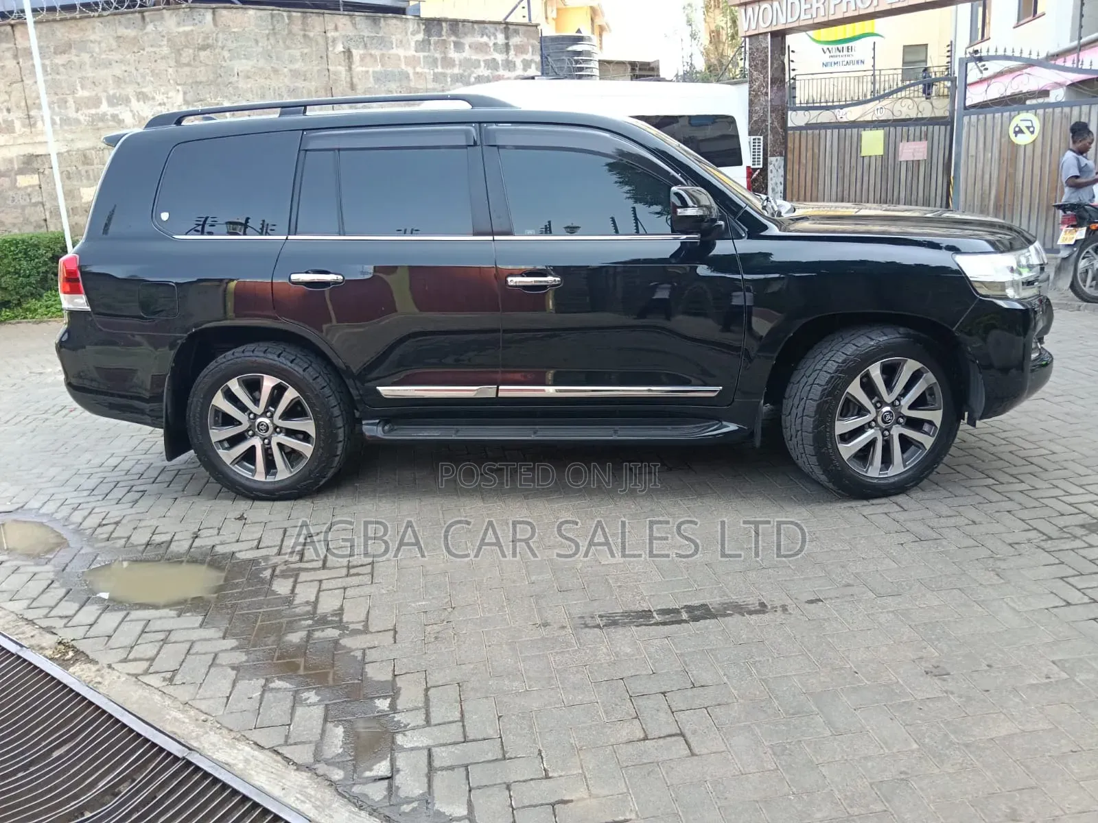 Toyota Land Cruiser 2016 Black
