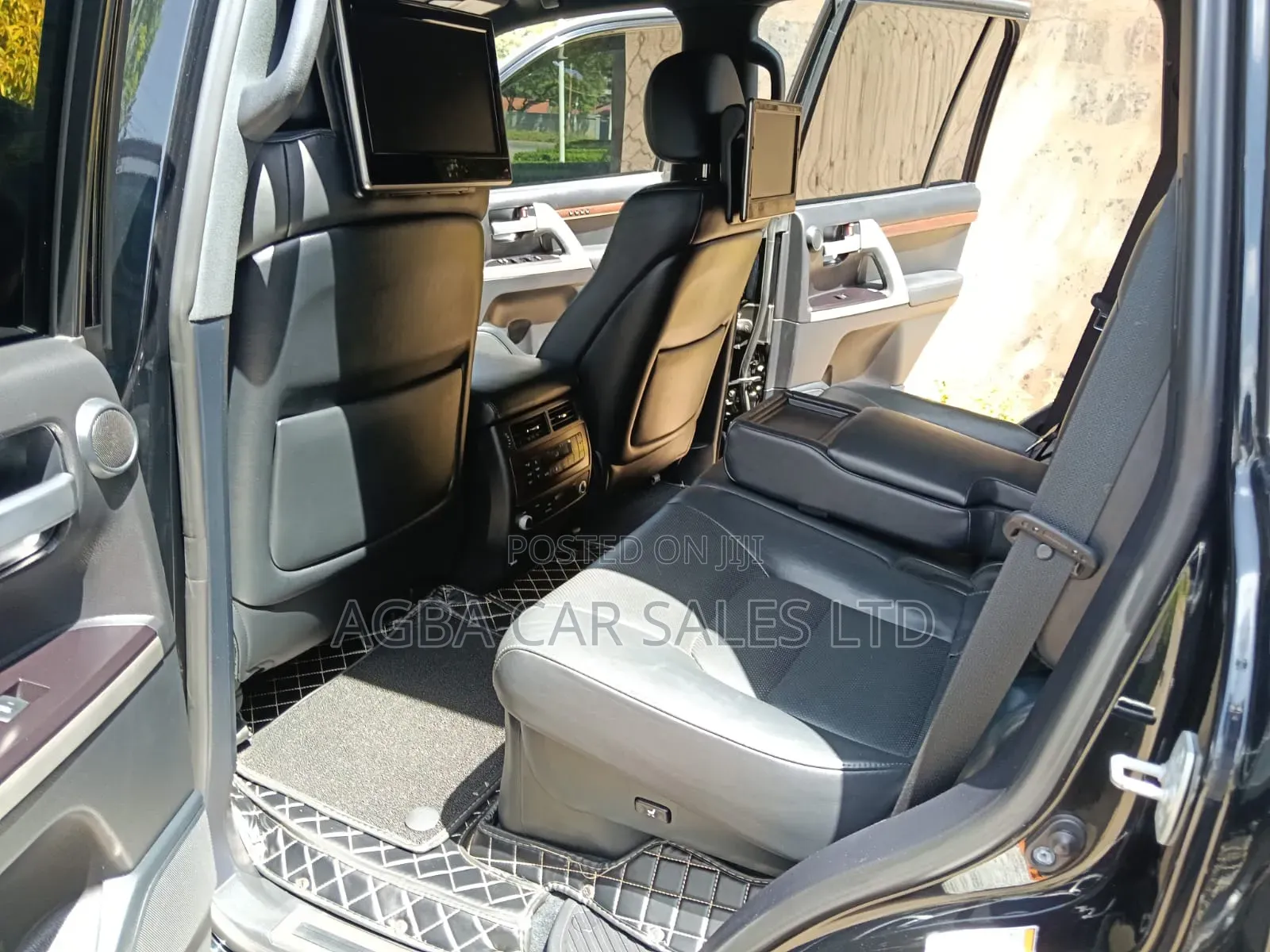 Toyota Land Cruiser 2016 Black