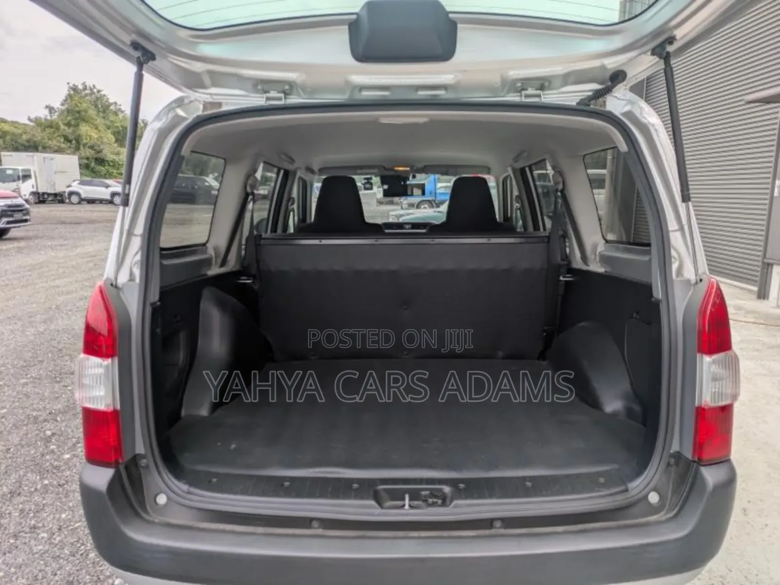 Toyota Probox 1.5 DX Comfort 2WD 2020 Silver