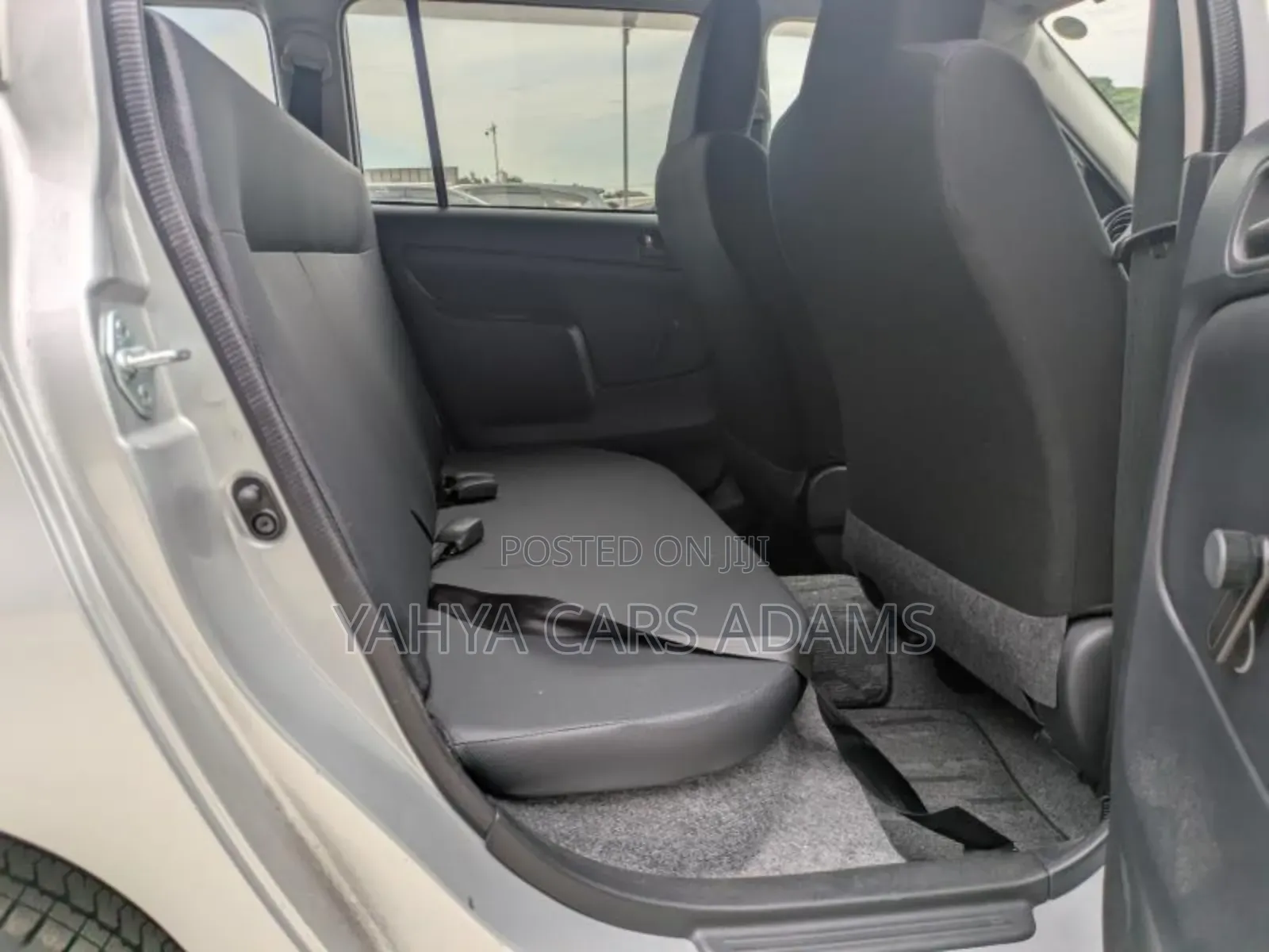 Toyota Probox 1.5 DX Comfort 2WD 2020 Silver