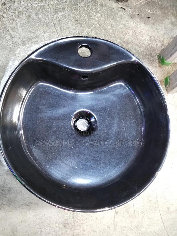 Countertop Washbasin - main view