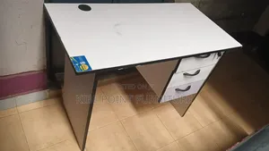 White 0.9m Office Desk Available